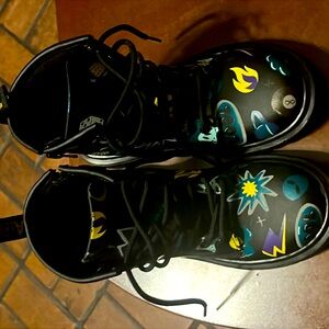 Dr Martens Girls toddler high top tennis shoes